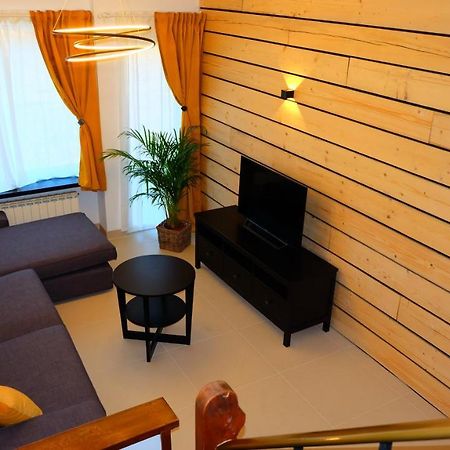 La Taniere Des Loups Villa Herbeumont Exteriör bild